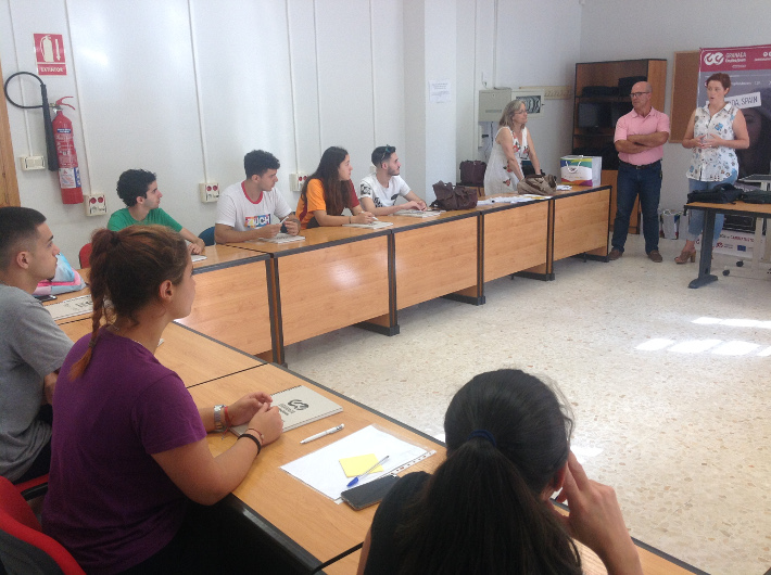 Arranca en Almuñécar un itinerario formativo de Socorrismo en instalaciones acuáticas